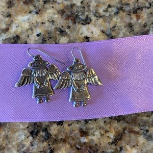 Jeep Collins angel French wire earrings